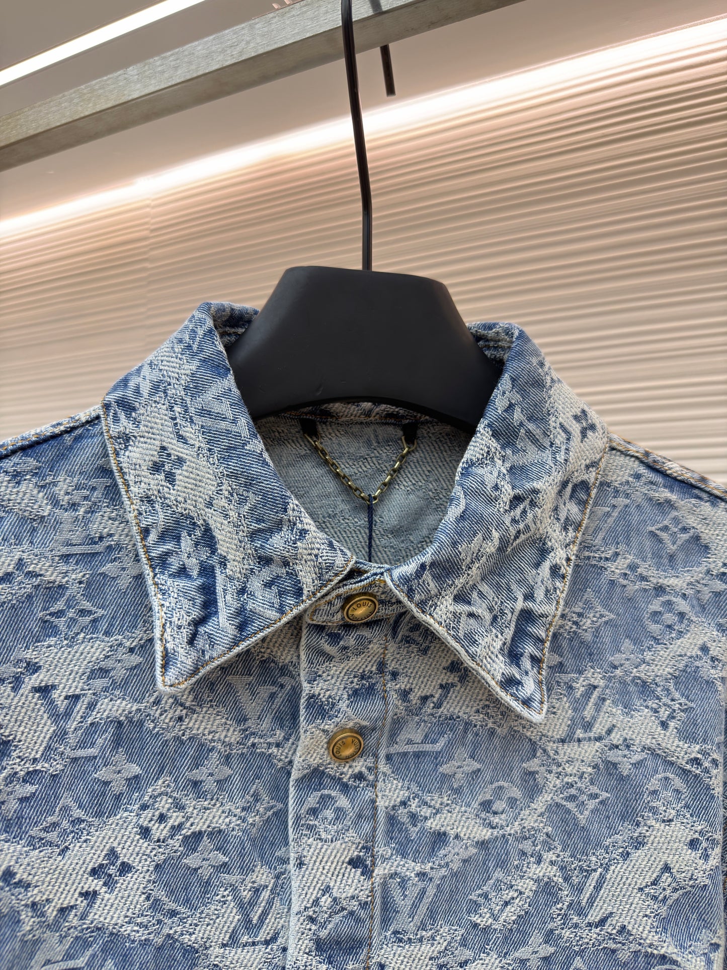 LOU DENIM SHIRT