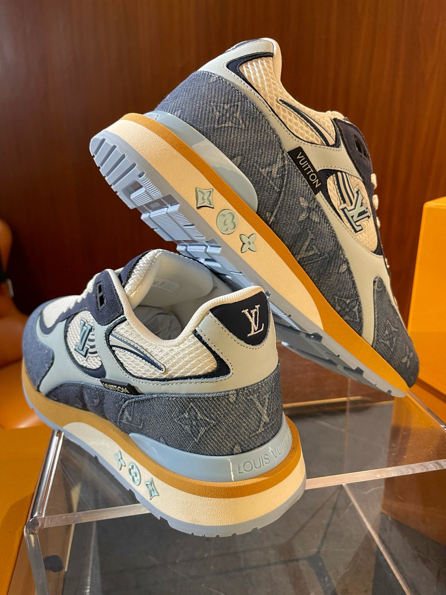 LOU TRAINERS