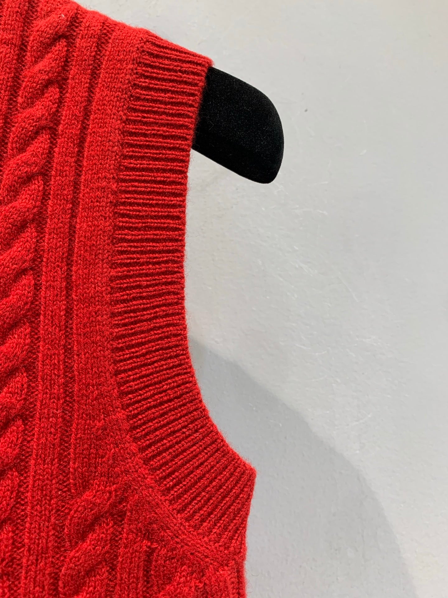 MIU M KNITTED VEST