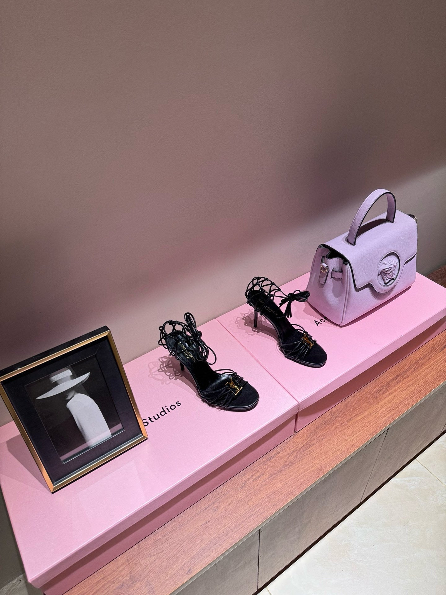 SL HEELS