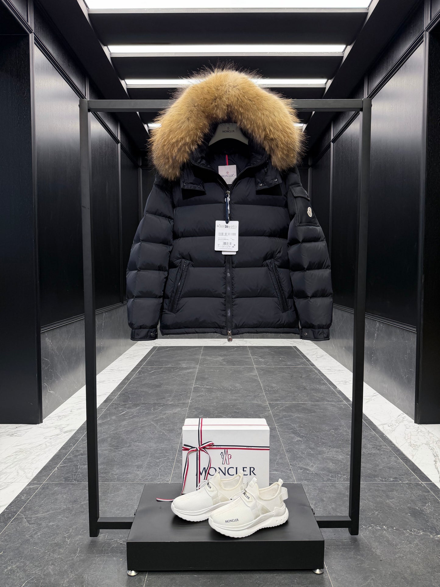 MONC MAYA JACKET