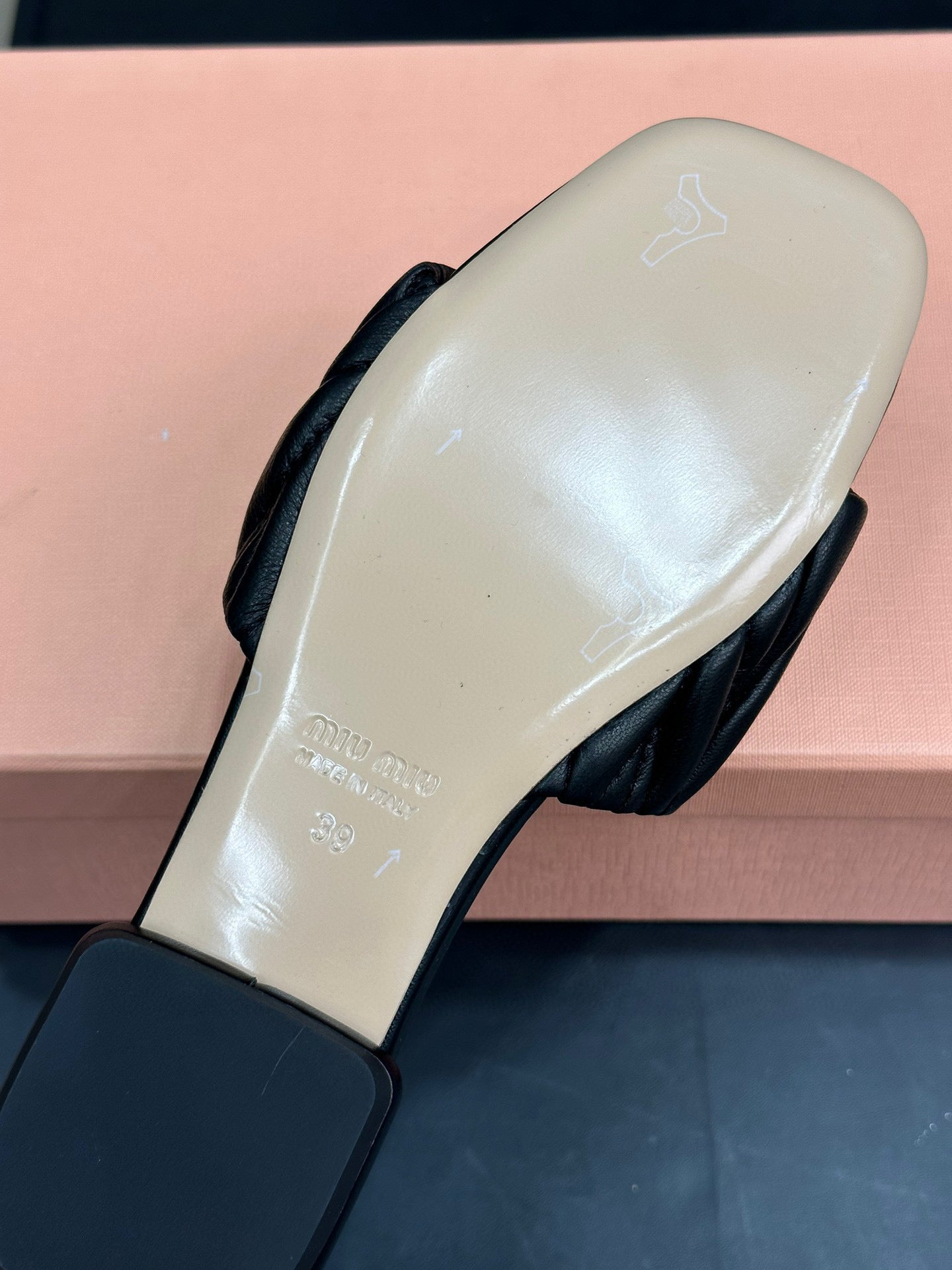 MIU M SANDALS