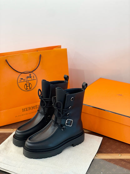 HERM LAND BOOTS