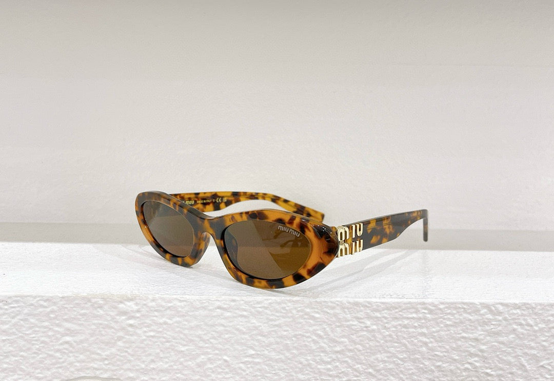 MIU M SUNGLASSES