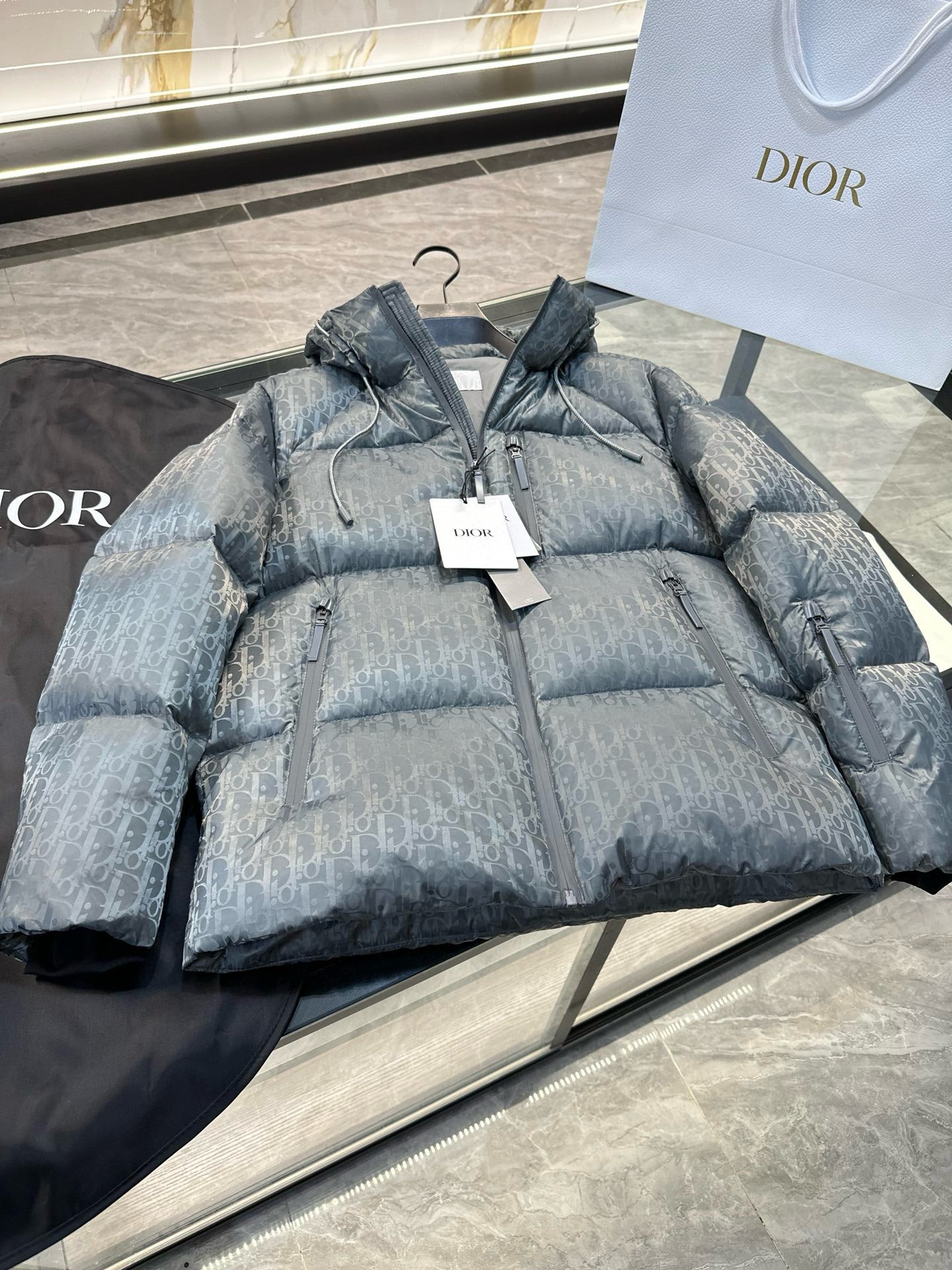 CD OBLIQUE JACKET