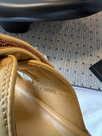 CC SANDALS