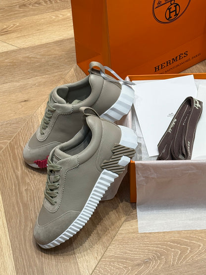 HERM BOUNCING SNEAKER