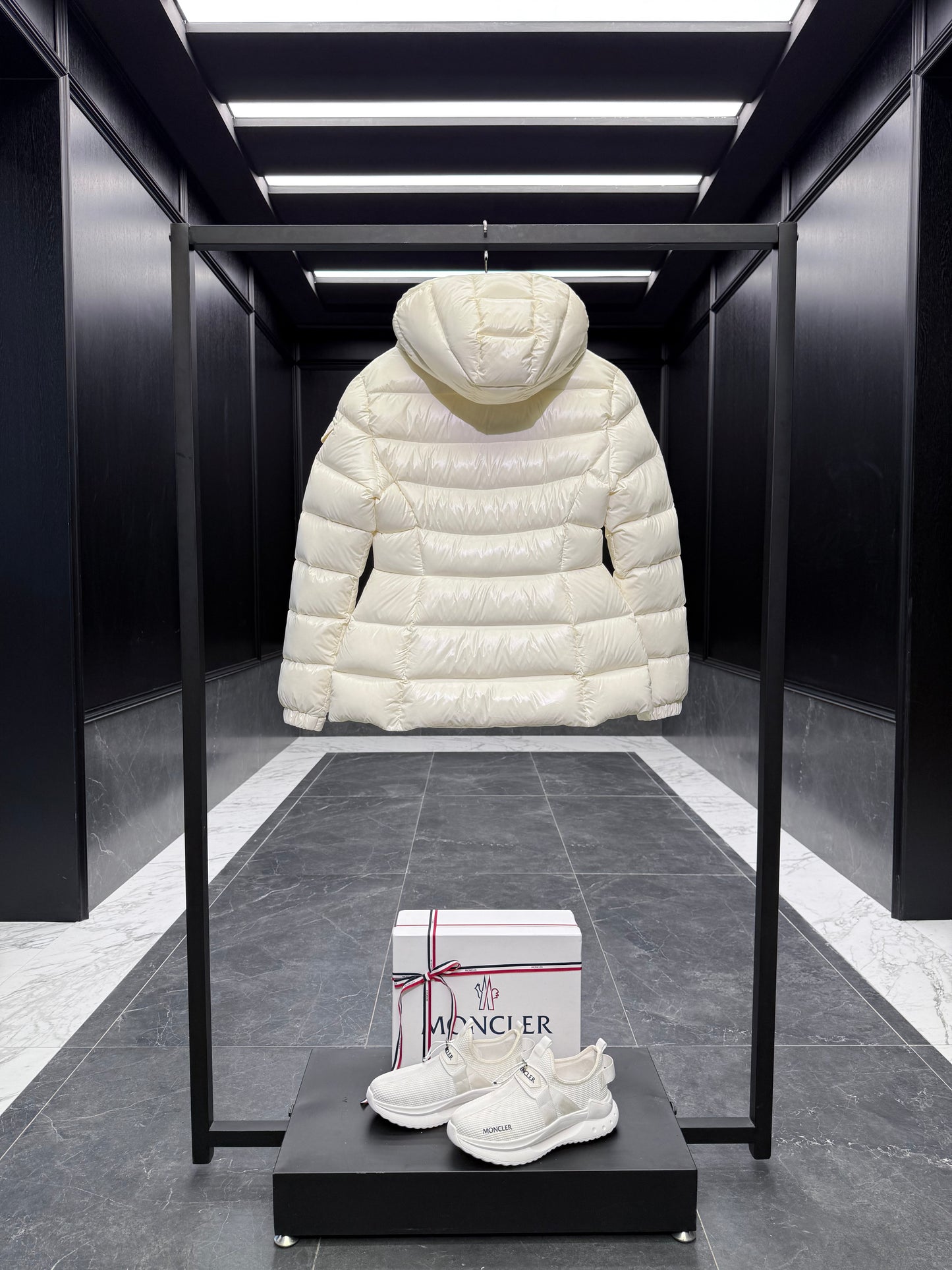 MONC BARANTE JACKET