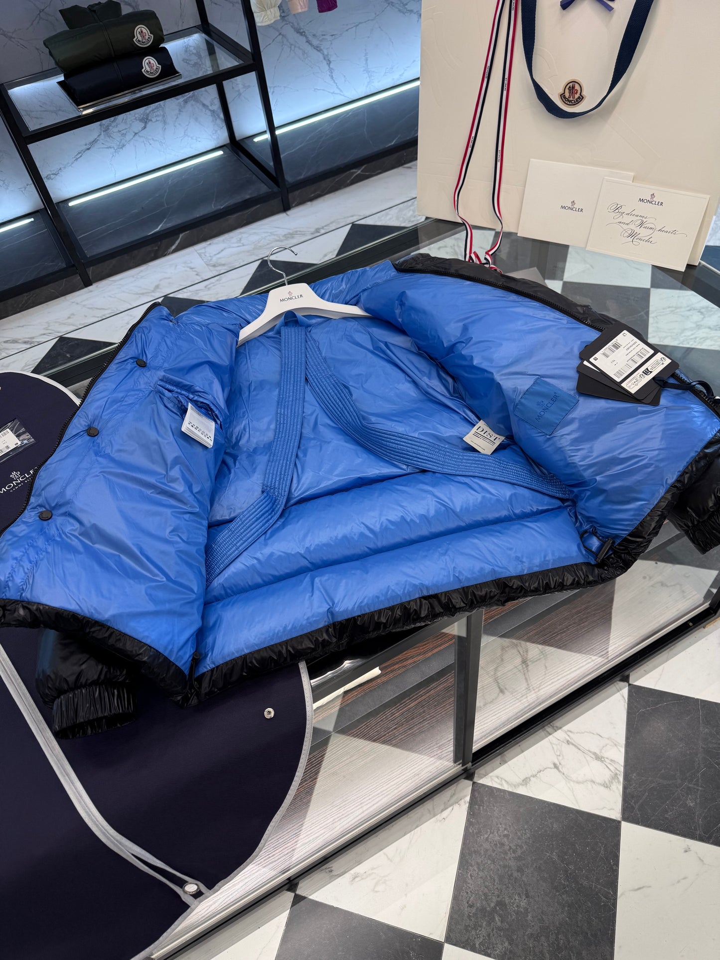 MONC DERVOX JACKET