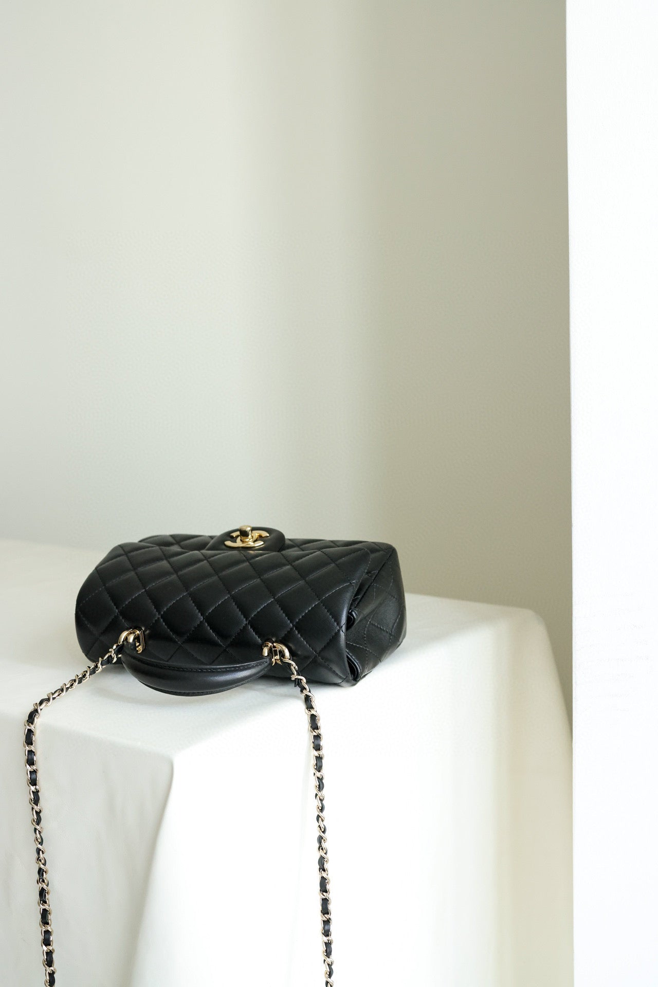 CC CLASSIC FLAP MINI BAG