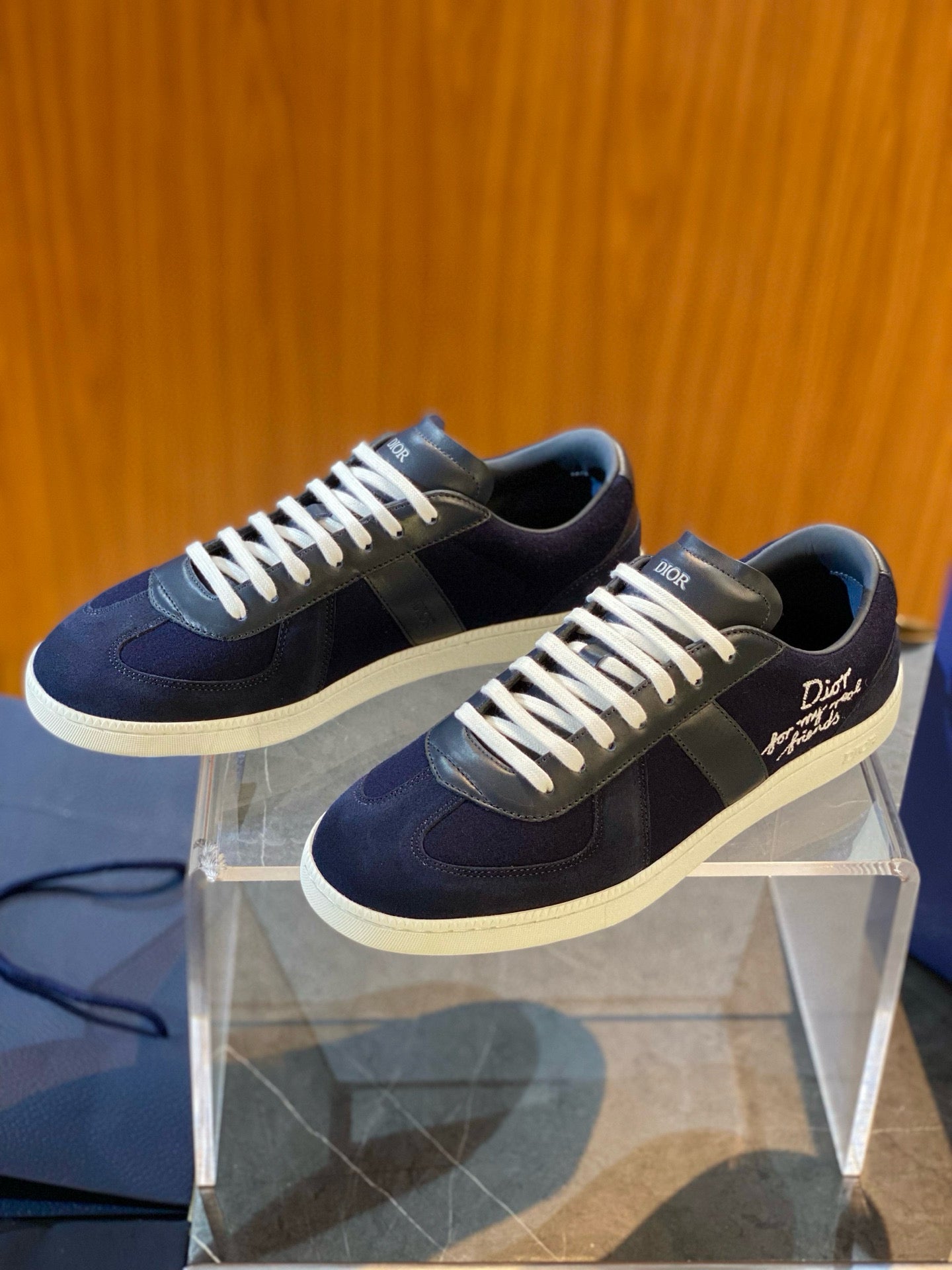 CD B01 SNEAKER