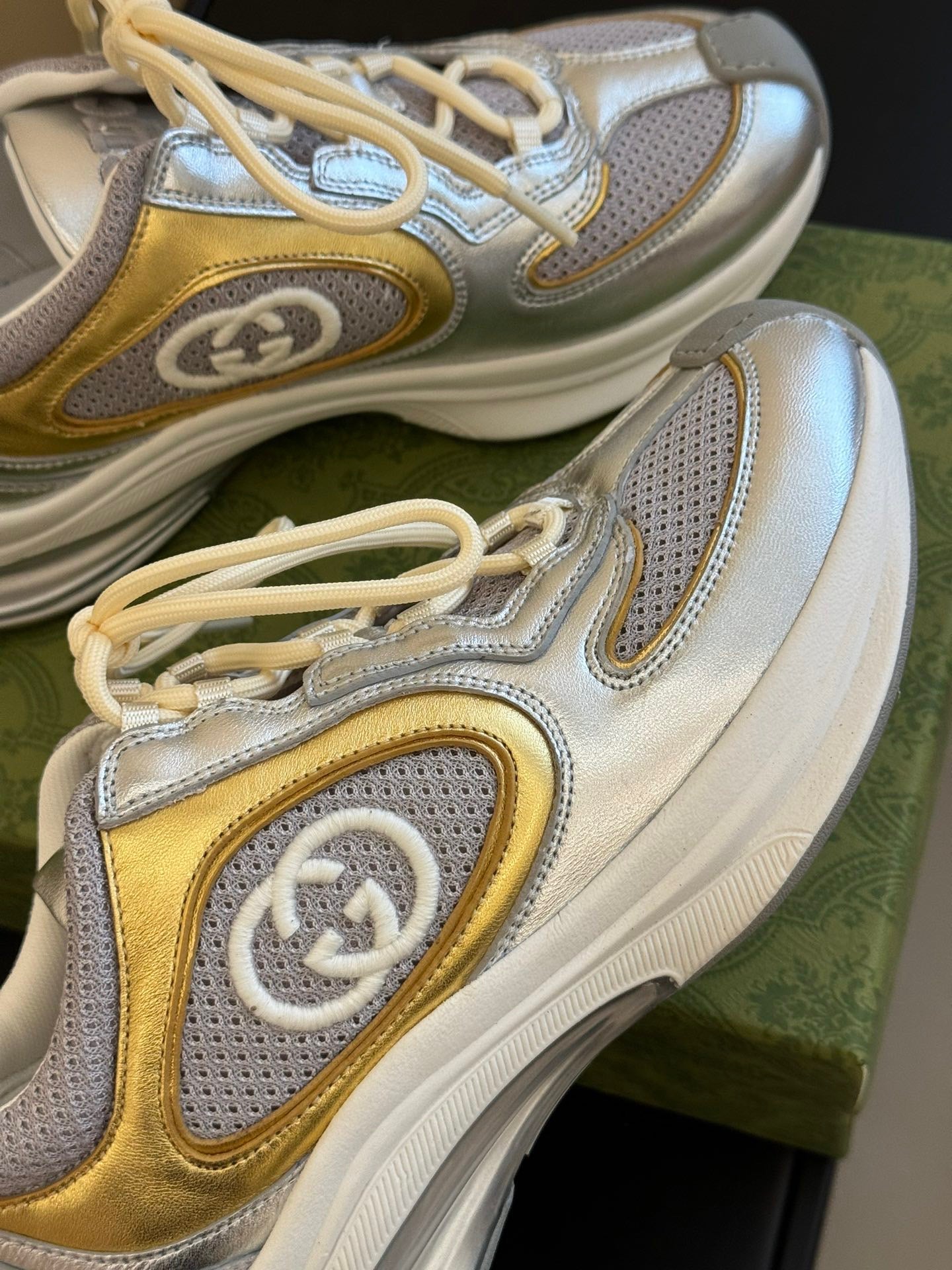 GG RUN TRAINERS