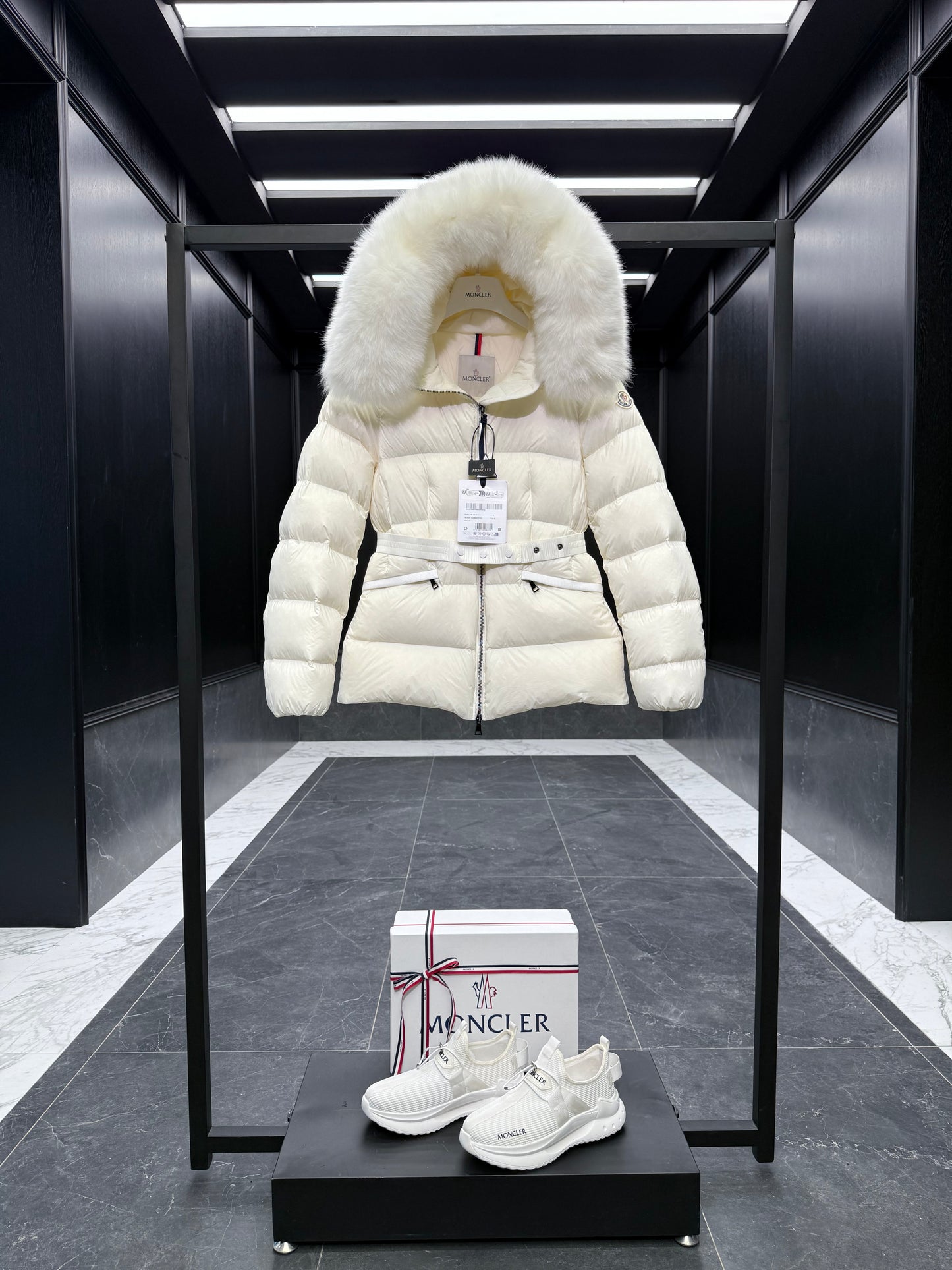 MONC BOED JACKET
