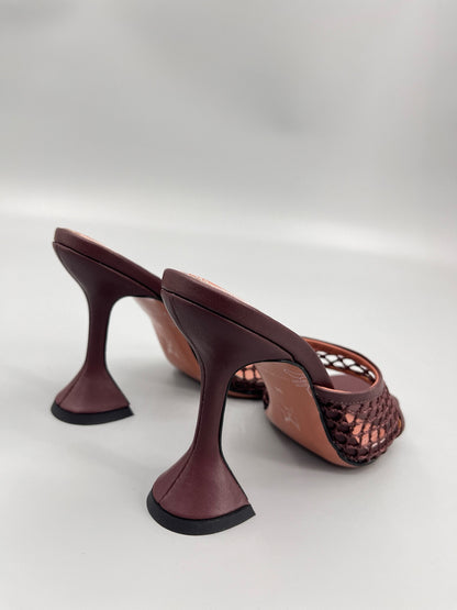 AMINA M HEELS