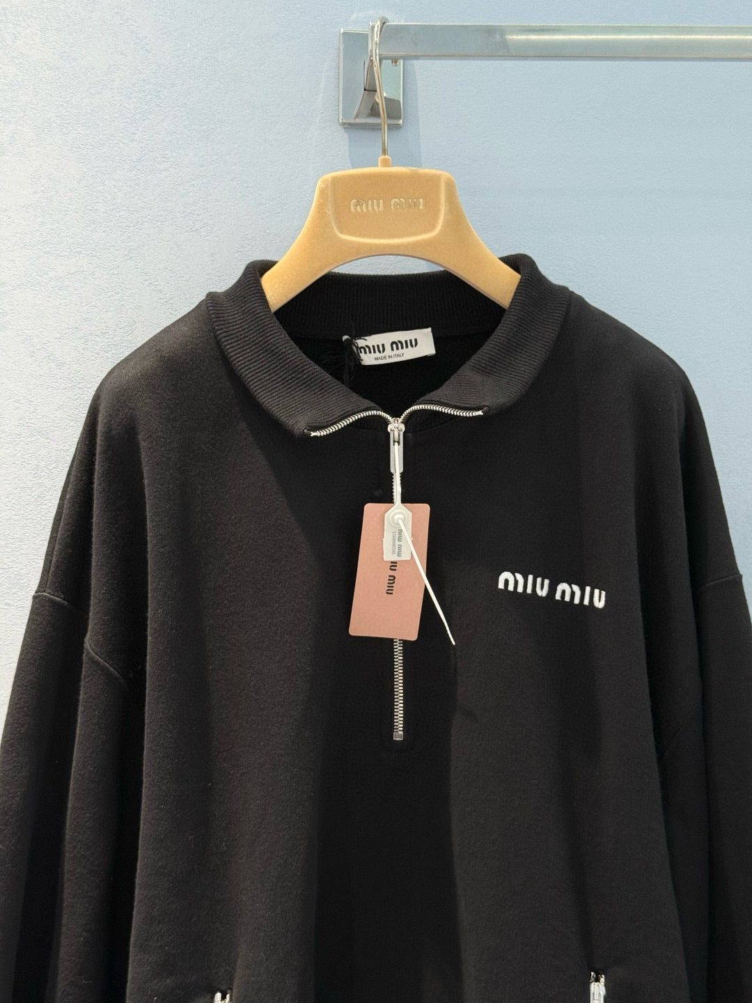 MIU M SWEATSHIRT
