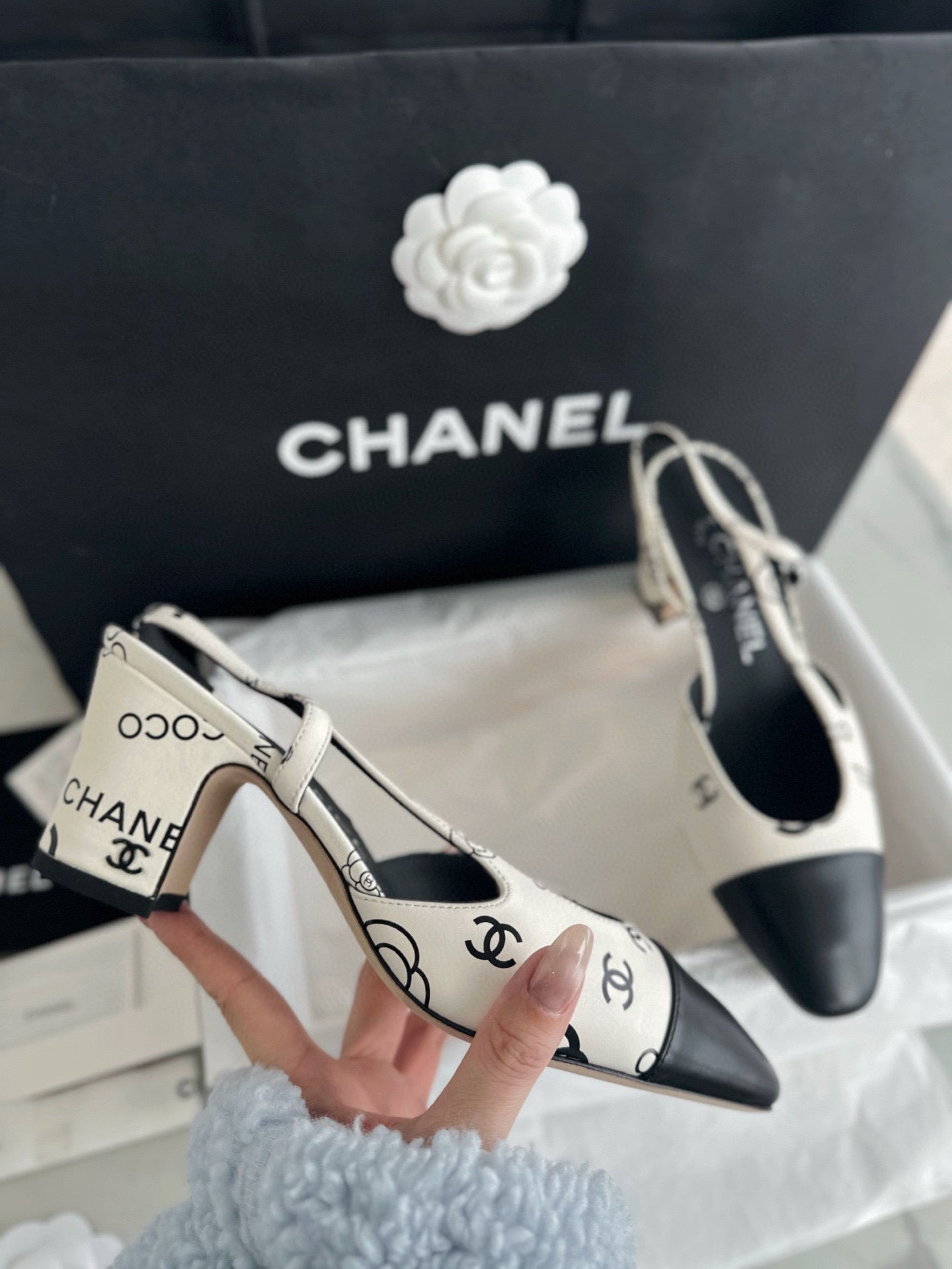 CC SLINGBACK HEELS