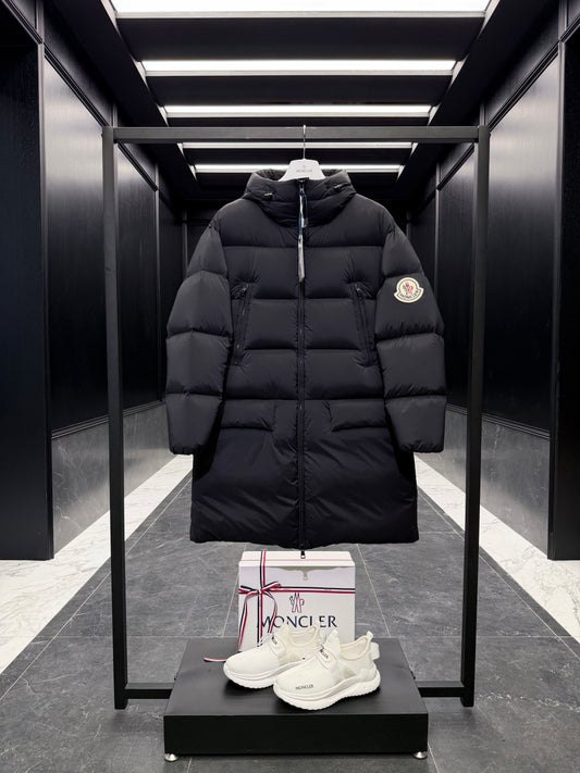 MONC BOSONA COAT