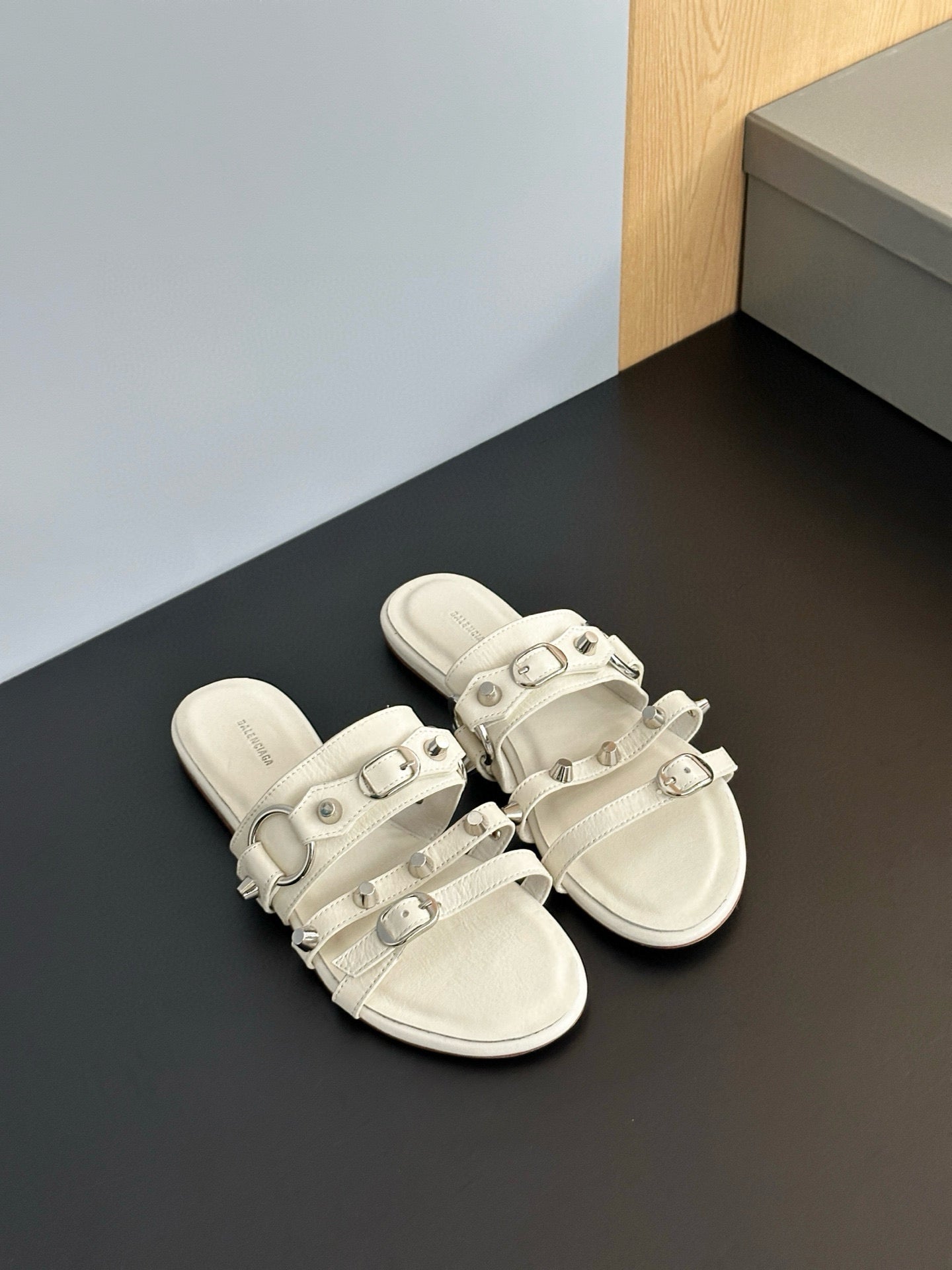 BAL SANDALS