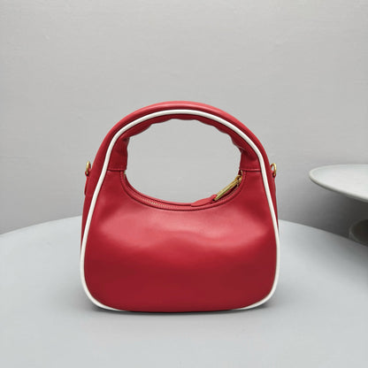 MIU M WANDER BAG