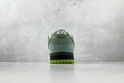 NIKE DUNK LOW GREEN LOBSTER