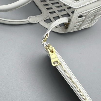MIU M LEATHER BASKET BAG