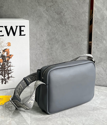 LOEW XS MILITARY MESSENGER BAG