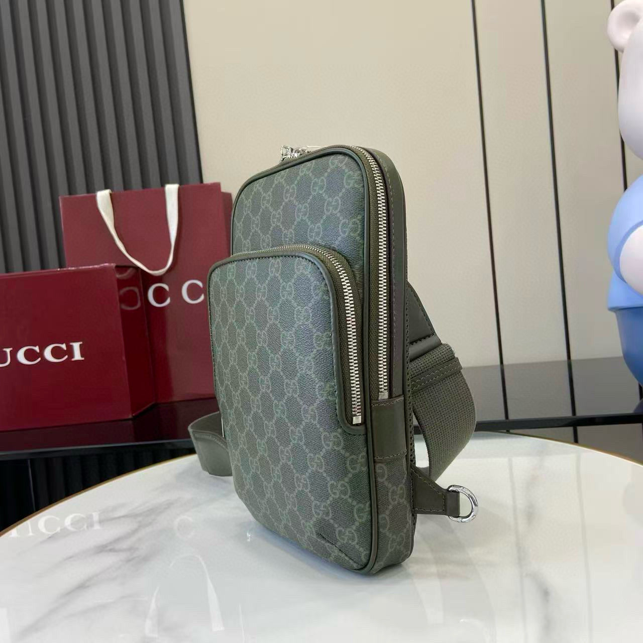 GG MONOGRAM SMALL SLINGBAG