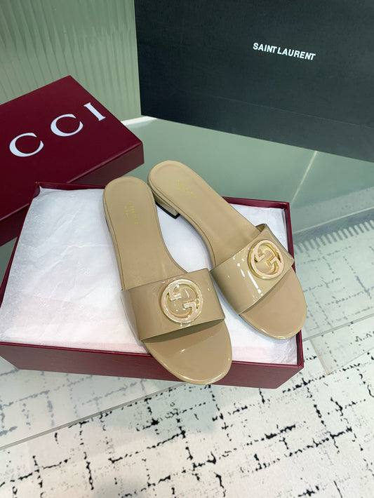 GG SANDALS