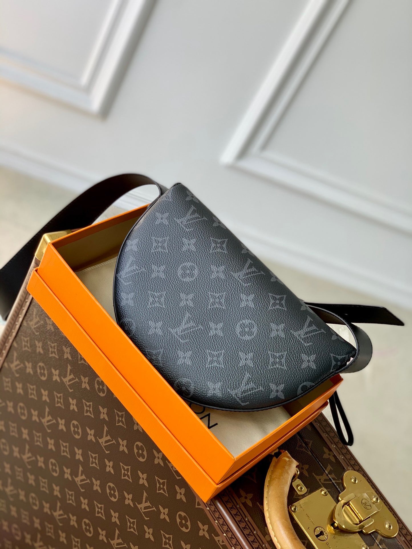 LOU MOON BAG