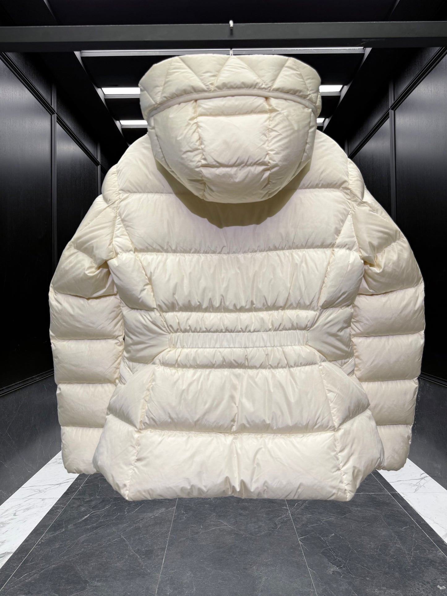 MONC AVOCE JACKET