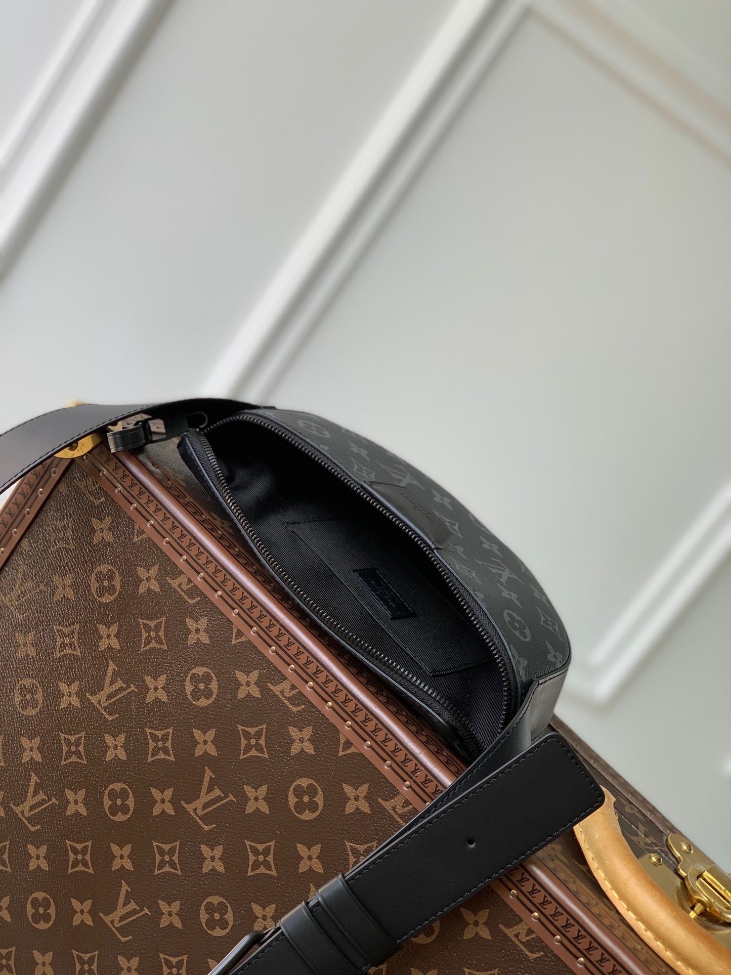 LOU MOON BAG