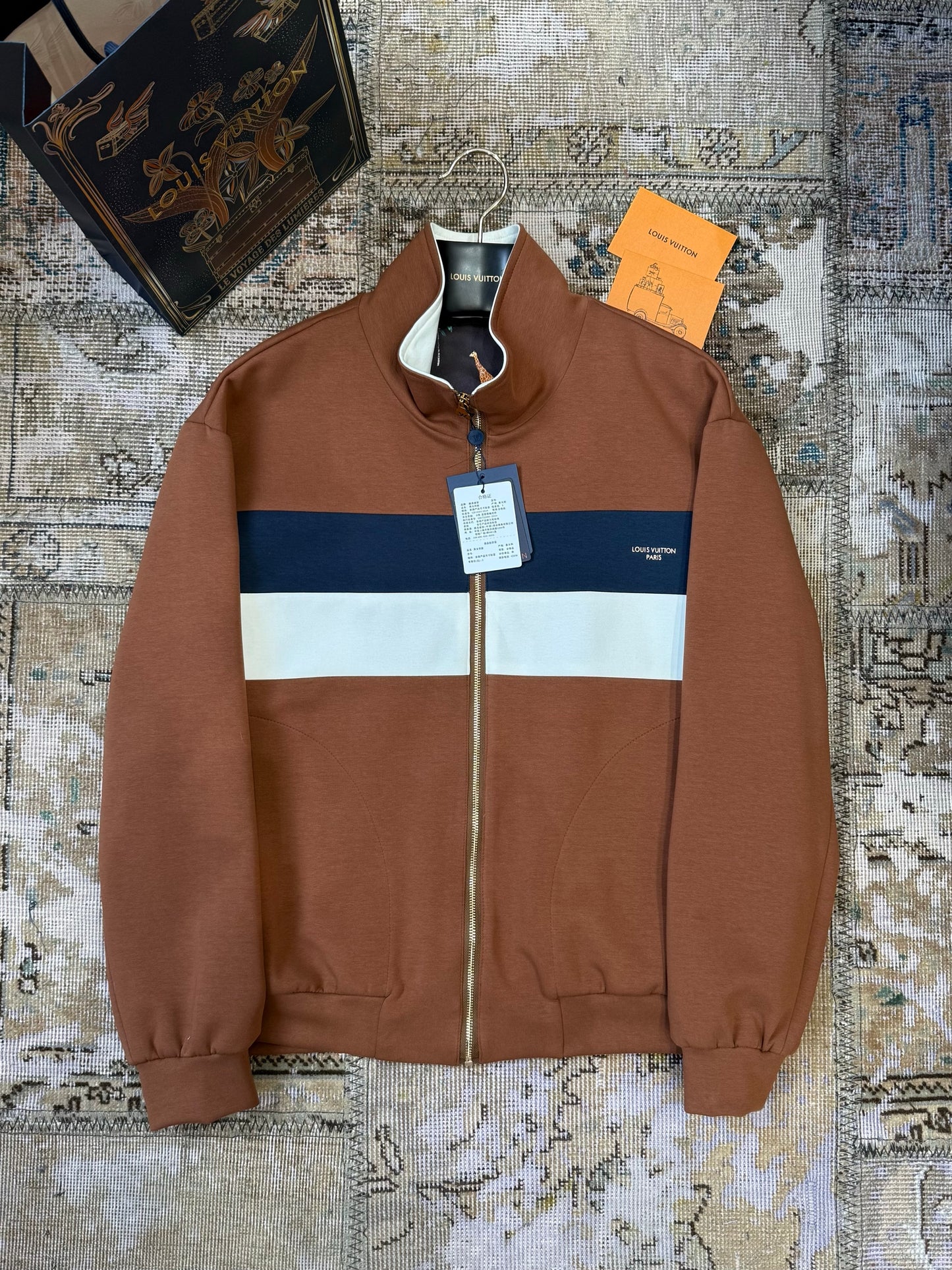 LOU JACKET