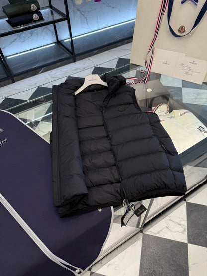 MONC VALMASQUE VEST