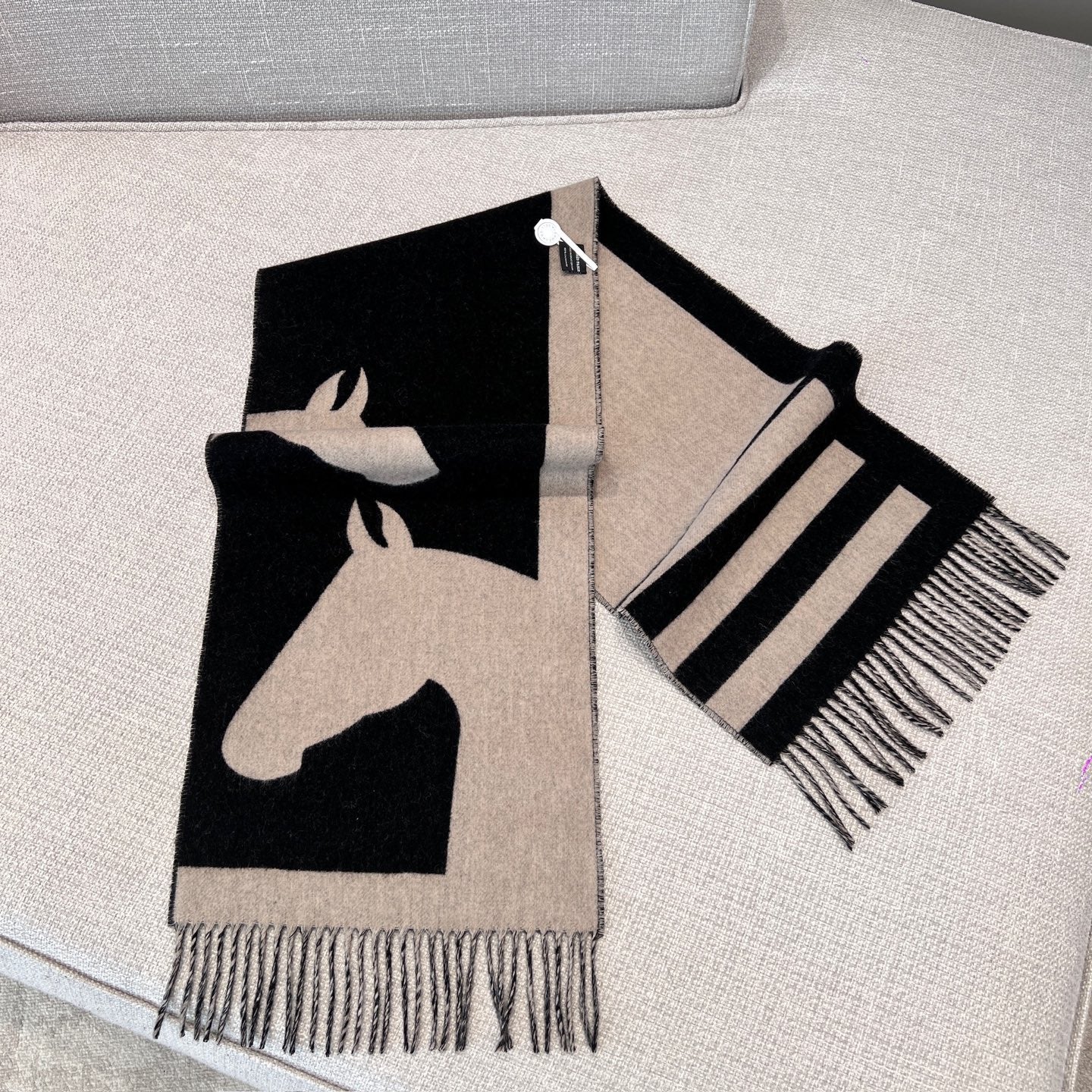 HERM SCARF