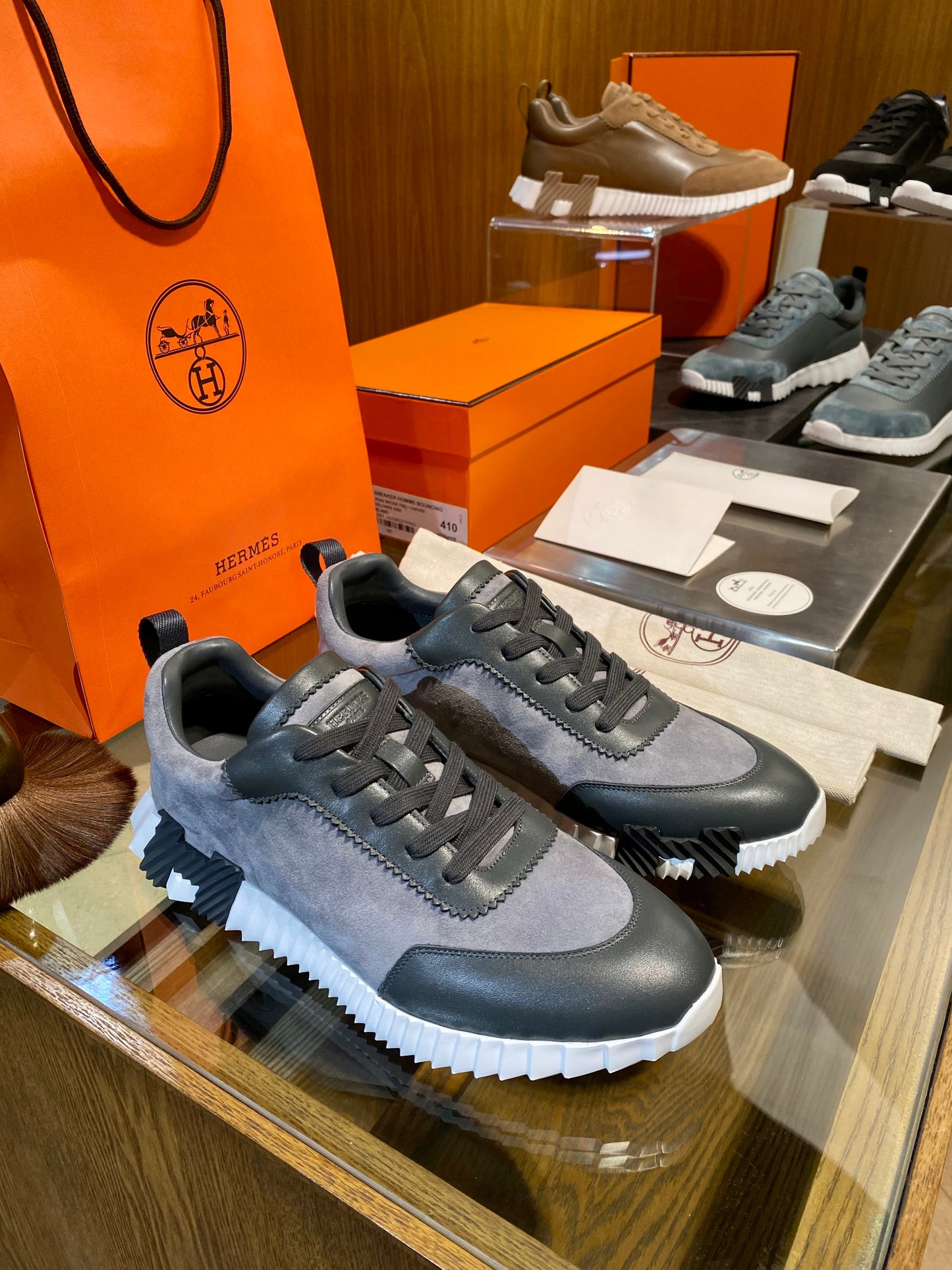 HERM BOUNCING SNEAKERS