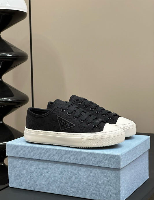 PD SNEAKERS