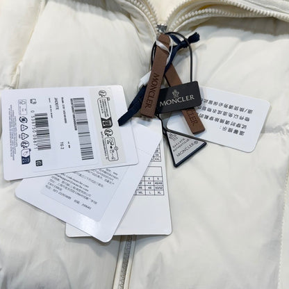 MONC JADEITE JACKET