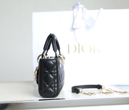 CD SMALL LADY D-JOY BAG