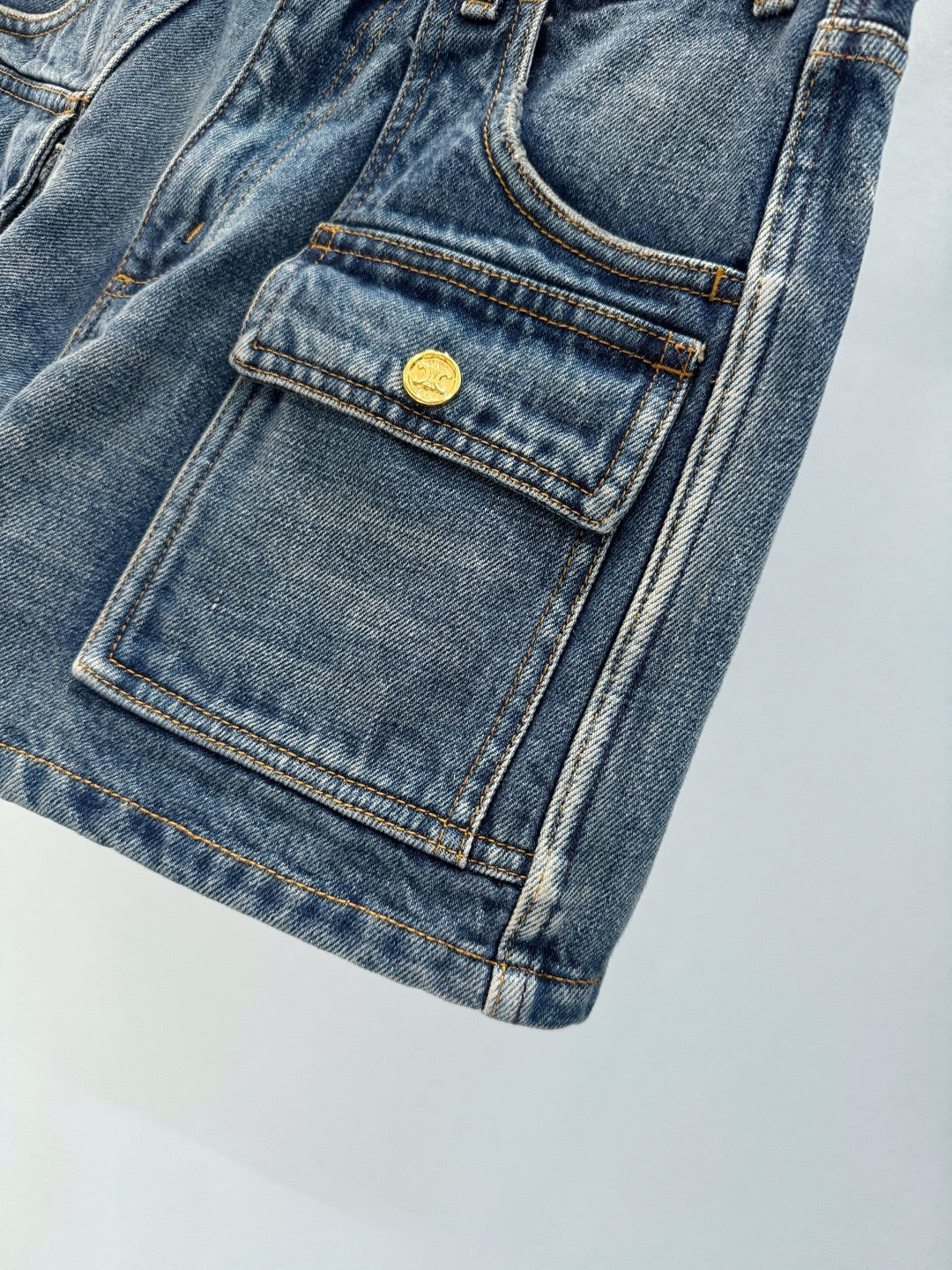 CEL SHORTS