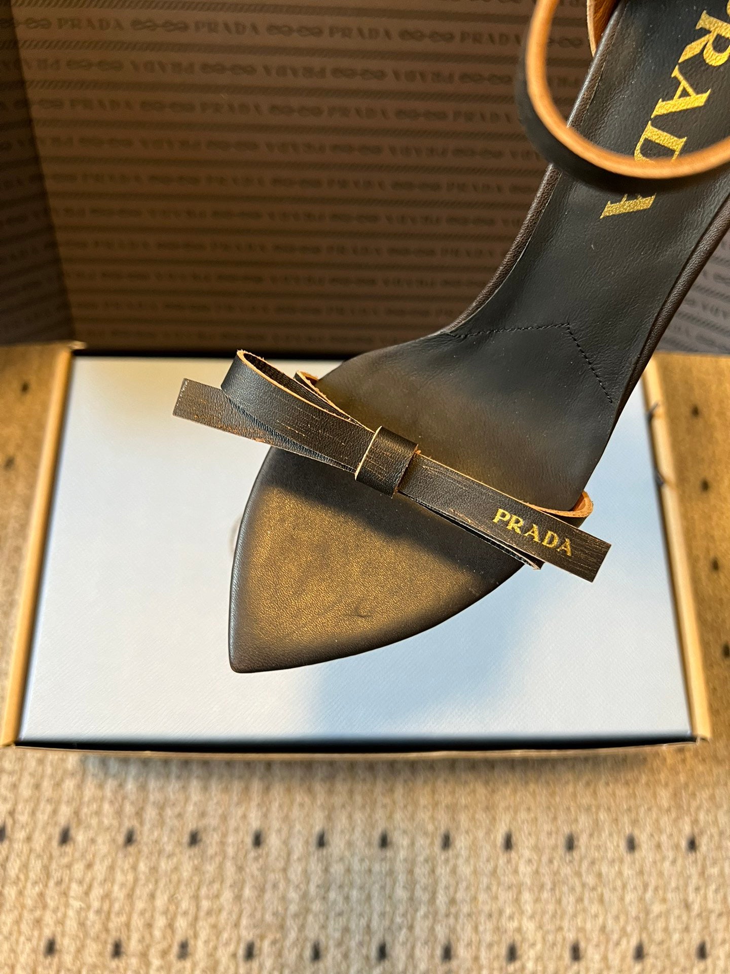 PD HEELS