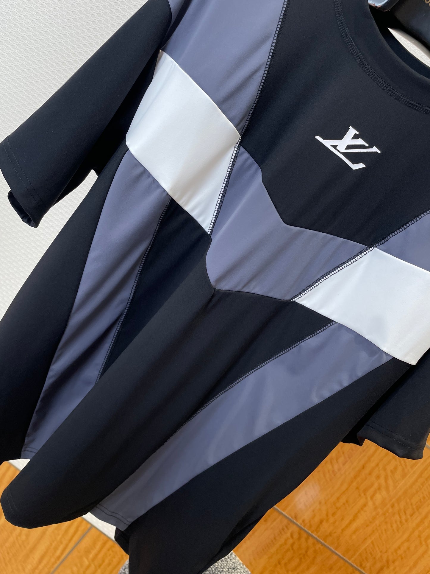 LOU T-SHIRT