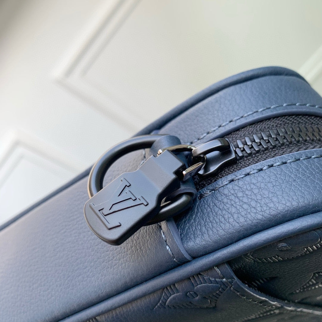 LOU TRIO MESSENGER BAG