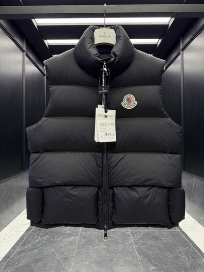 MONC x CHRISTOPHER RAXXY VEST
