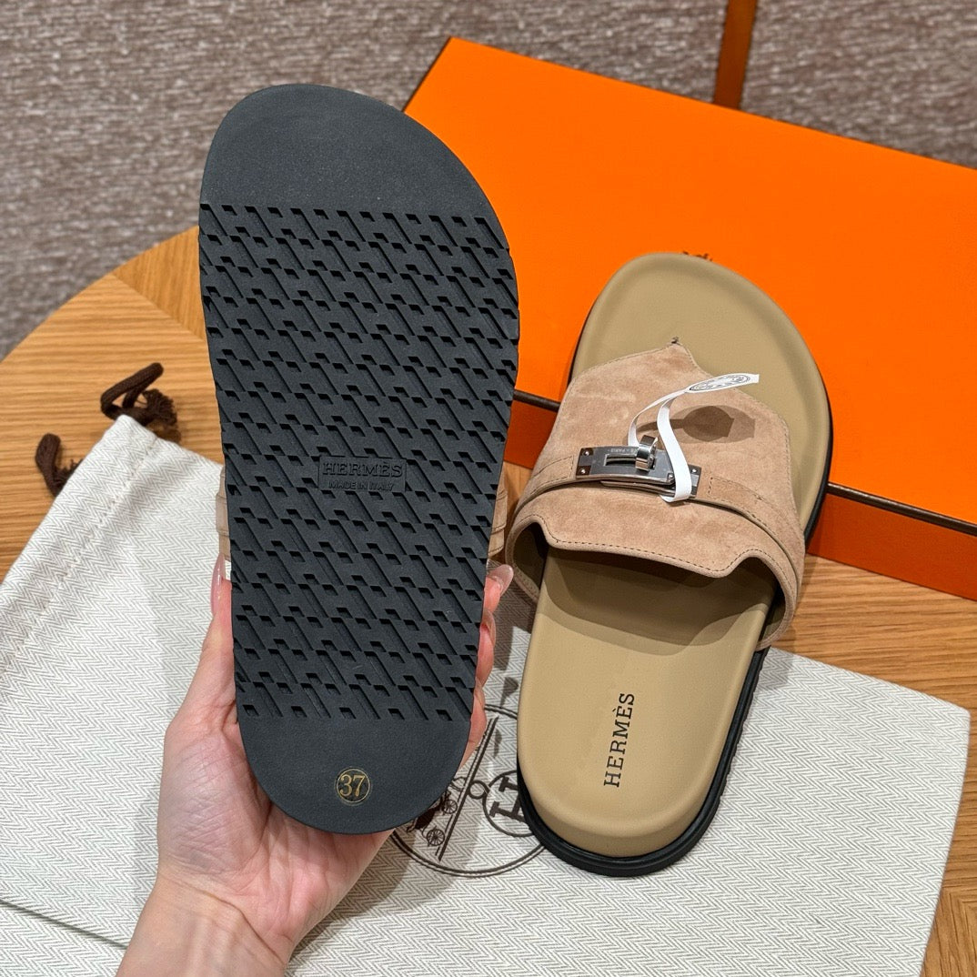 HERM EMPIRE SANDALS
