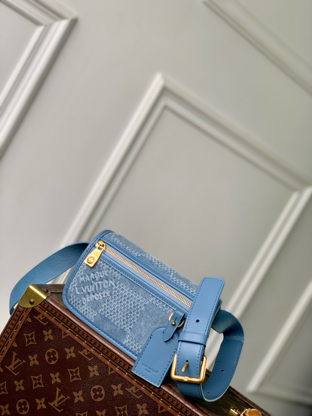 LOU BOSPHORE WEARABLE WALLET