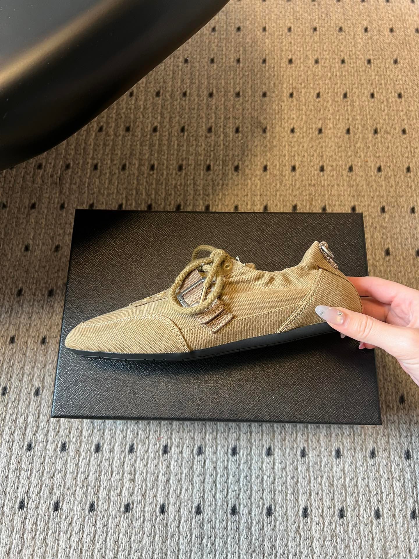 PD COLLAPSE SNEAKERS