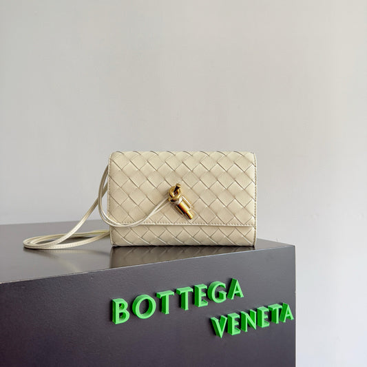 BOTT V ANDIAMO POUCH
