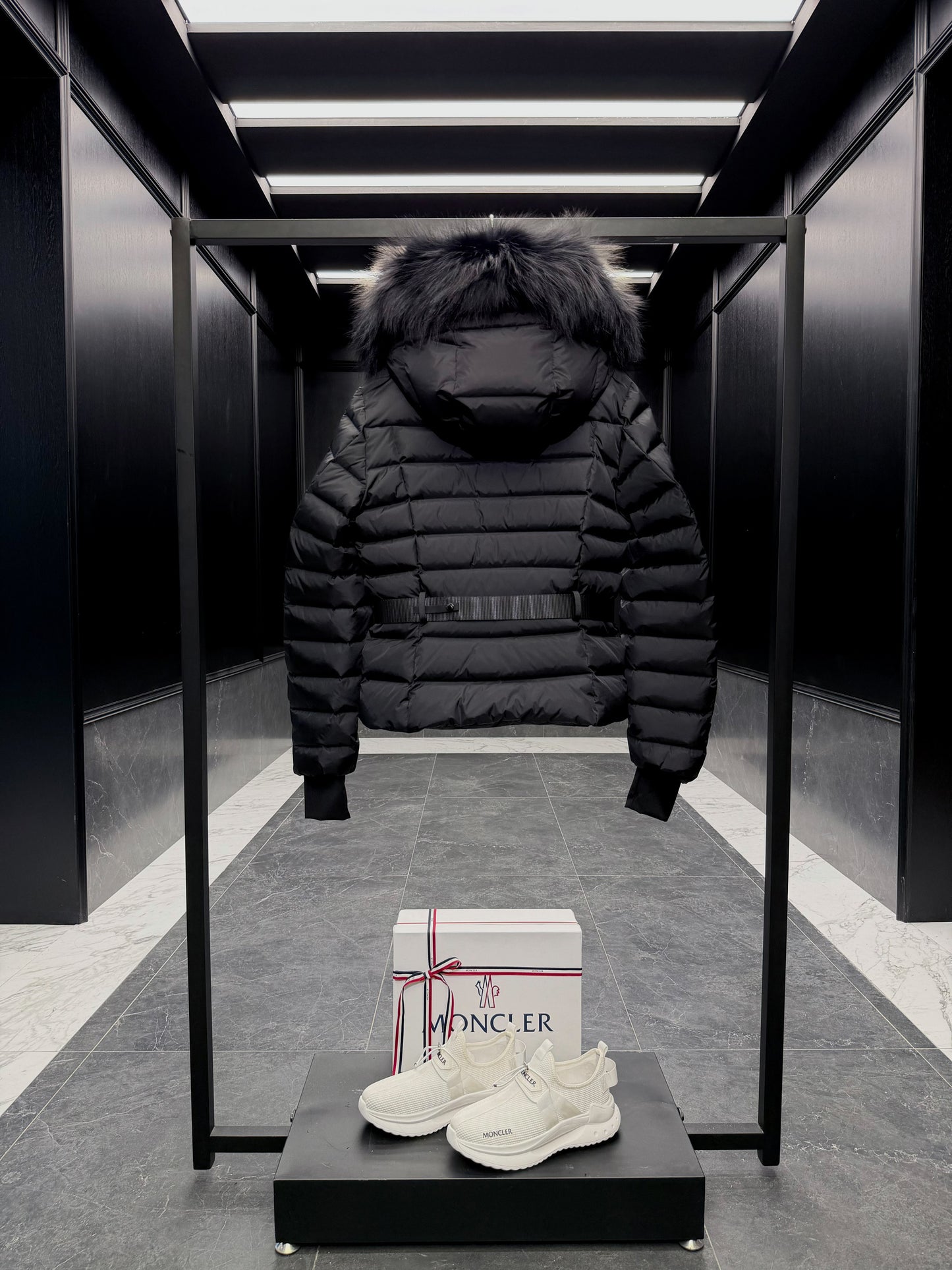 MONC BEVERLEY JACKET