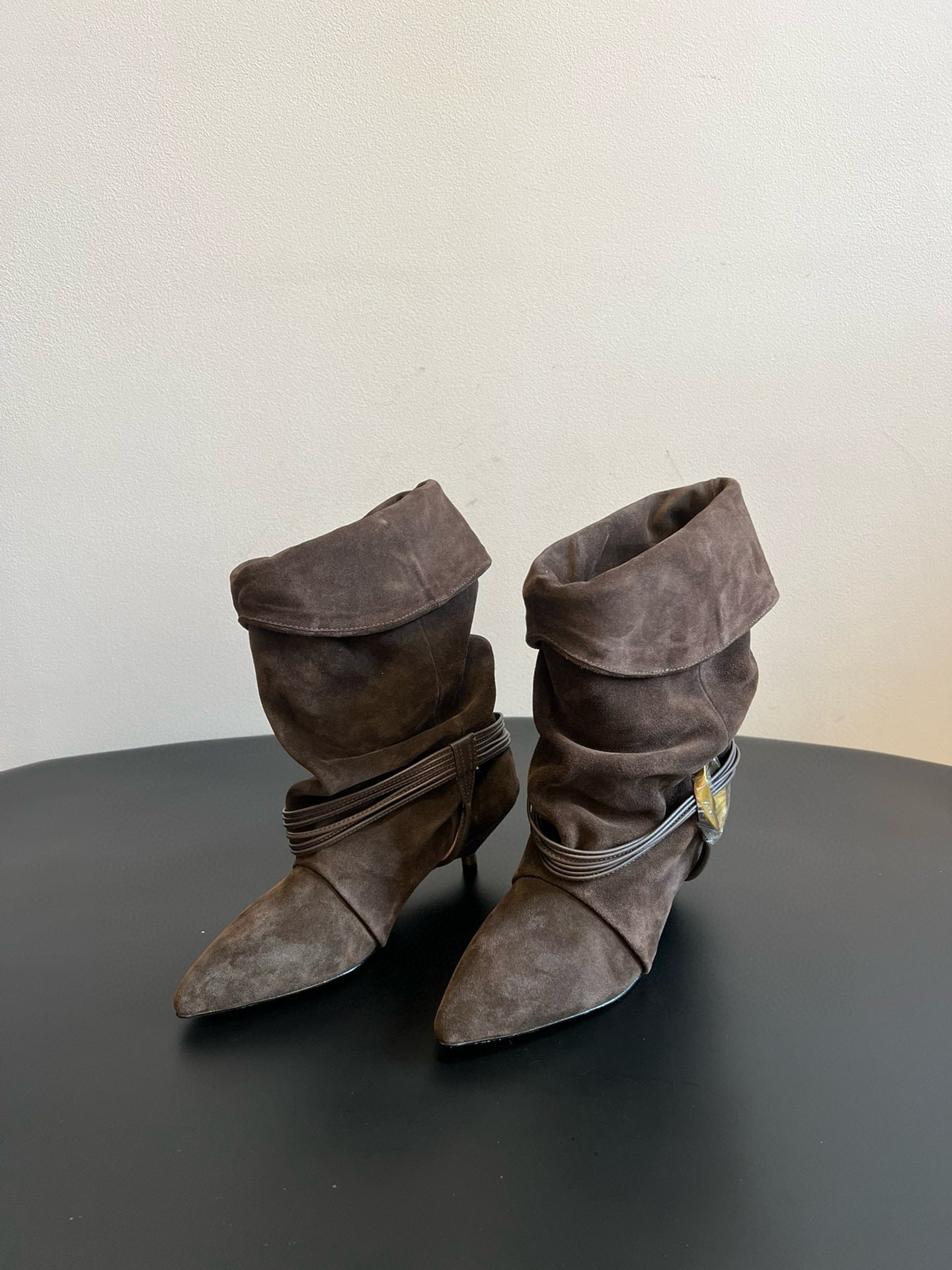 ISABEL M BOOTS