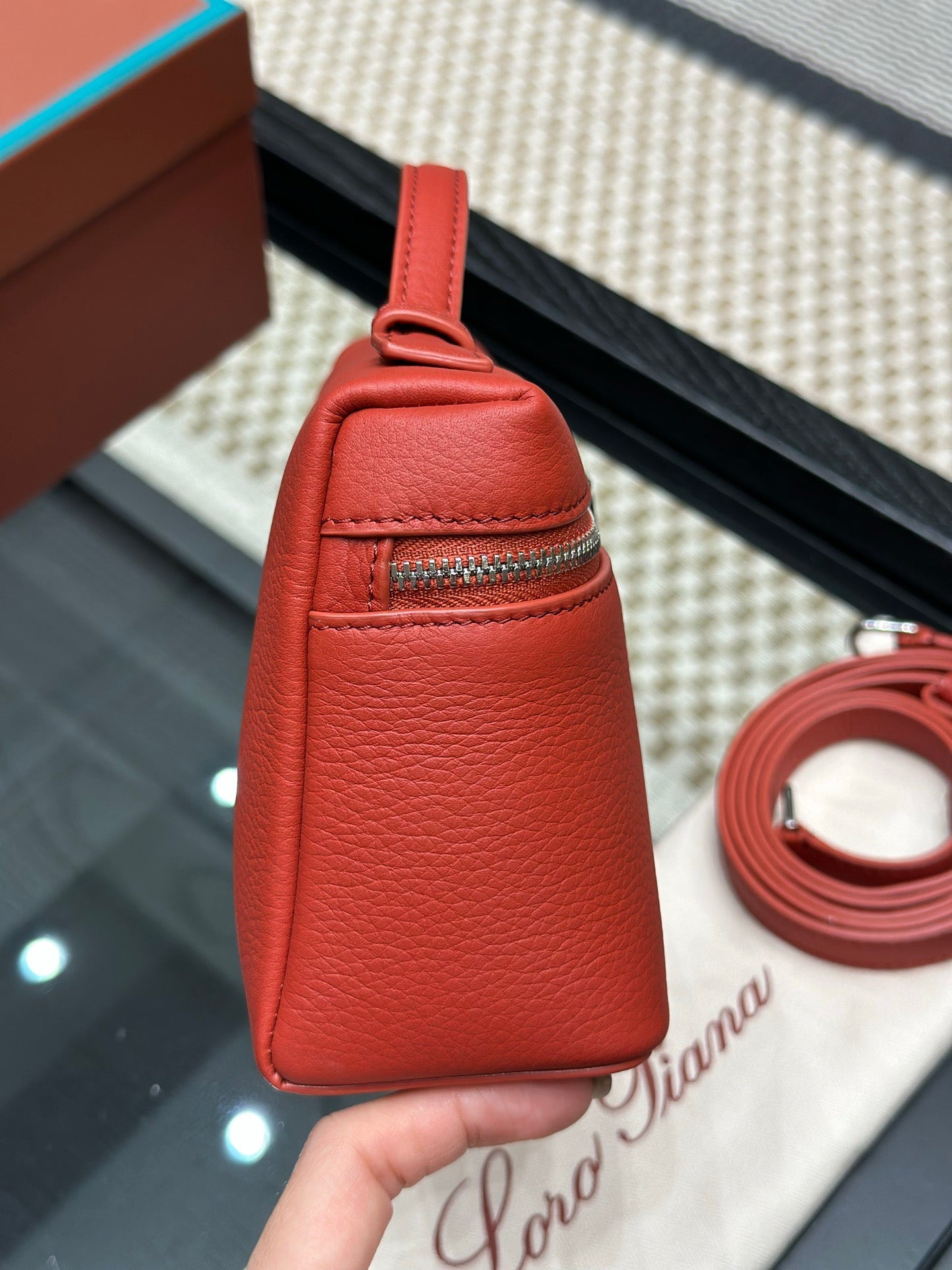 LORO P EXTRA POCKET L19 BAG